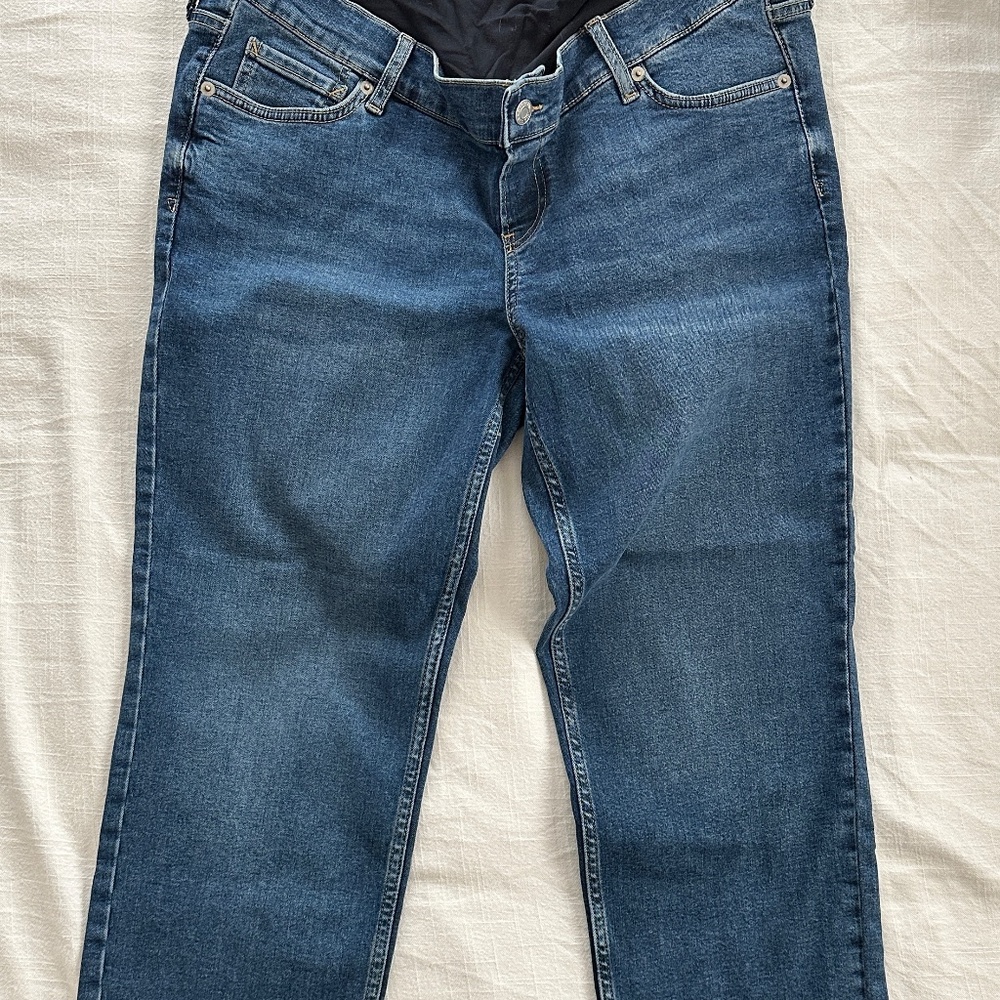 Gap Maternity Inset Panel Girlfriend Jeans with Washwell